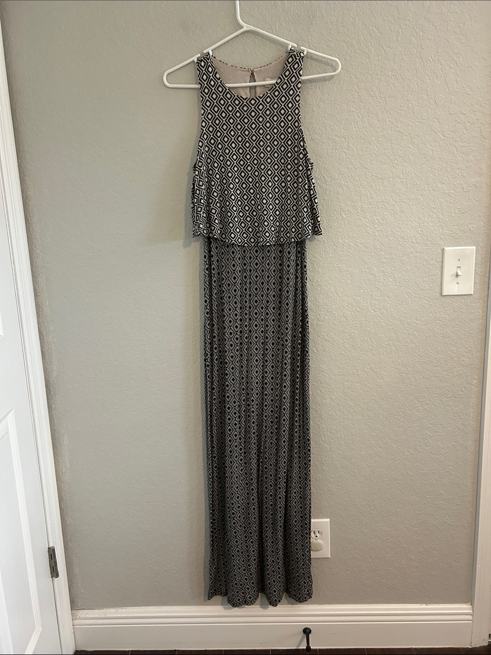 LOFT Black and White Geometric Maxi Dress